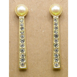 Women's Earrings Gold Color with faux pearls